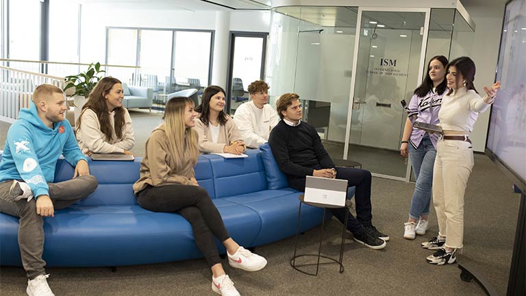 ISM Studenten Campus Stuttgart