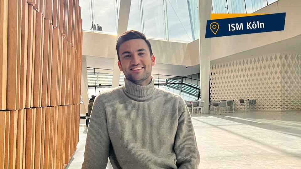 Ein Trimester im Büro, ein Trimester im Hörsaal